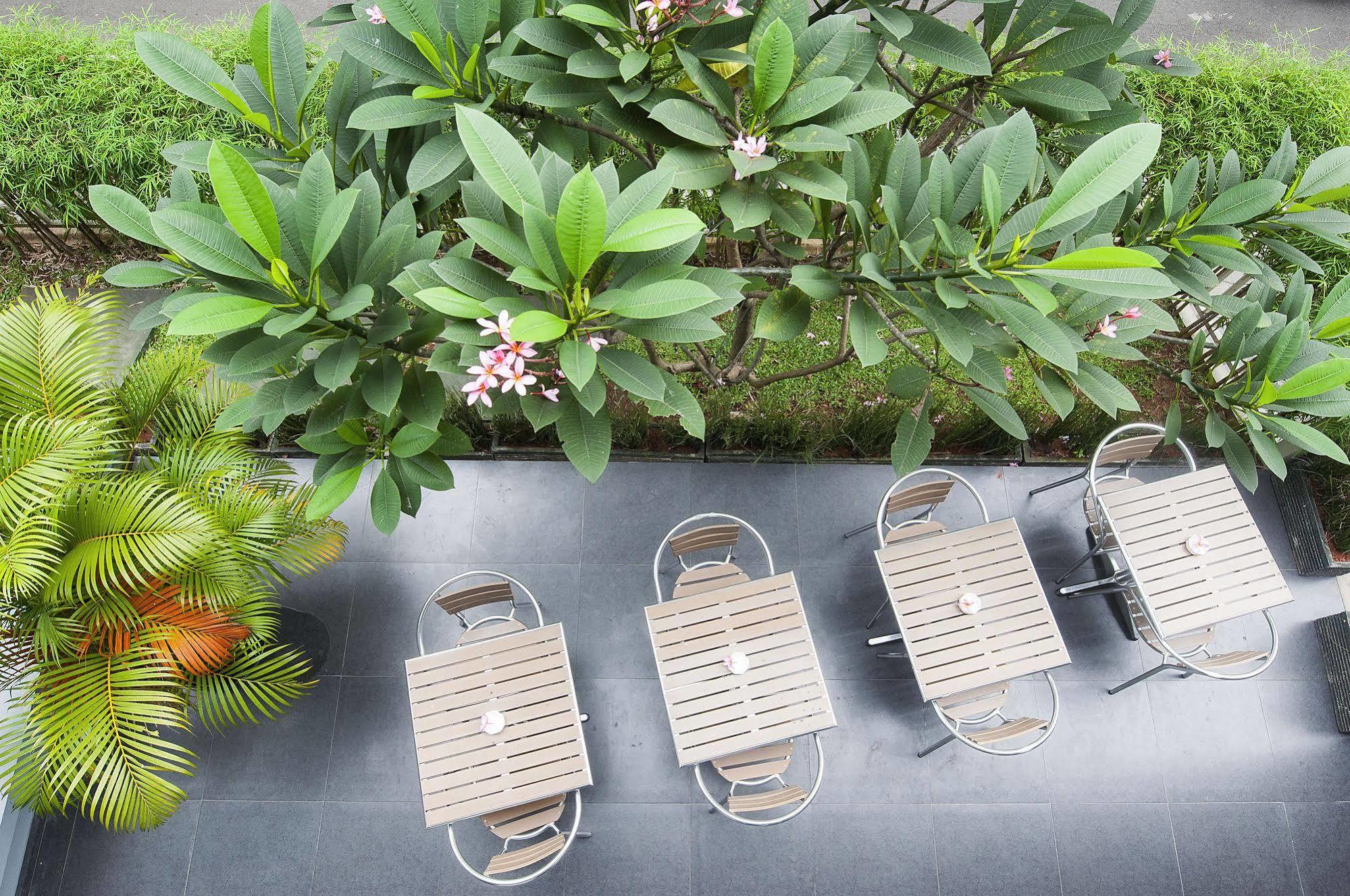 Sampit Residence Managed By Flat06 Джакарта Екстер'єр фото
